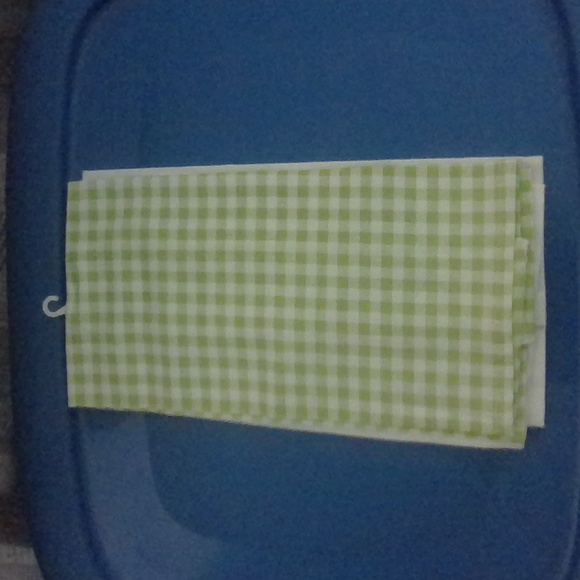 Set Of 2 Hello Spring Kitchen Towels Cotton Tea Towels NWOT - Picture 2 of 2